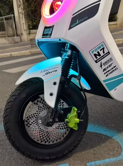 4wheels Mobility Scooter Electric Scooter with EEC Approval for Adults Handicapped Scooter with 1000W Motor and Max Speed at 25km/H